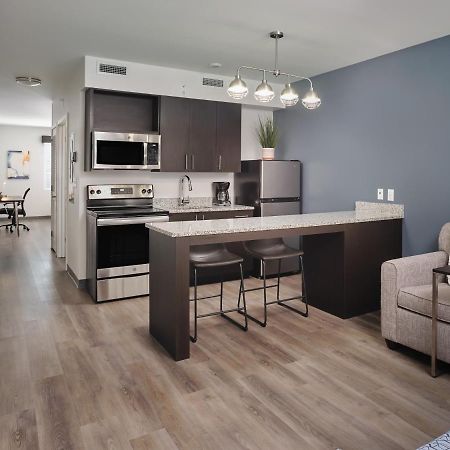 Stayapt Suites Greenville-Greer/Bmw Zewnętrze zdjęcie