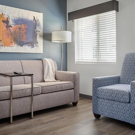Stayapt Suites Greenville-Greer/Bmw Zewnętrze zdjęcie