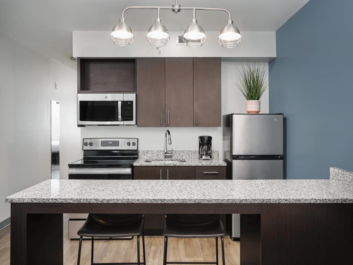 Stayapt Suites Greenville-Greer/Bmw Zewnętrze zdjęcie